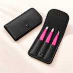 Funda negra de las pinzas, cerrada y abierta con las tres pinzas dentro