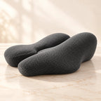 Almohada cervical de perfil: borde alto para el cuello y hueco central